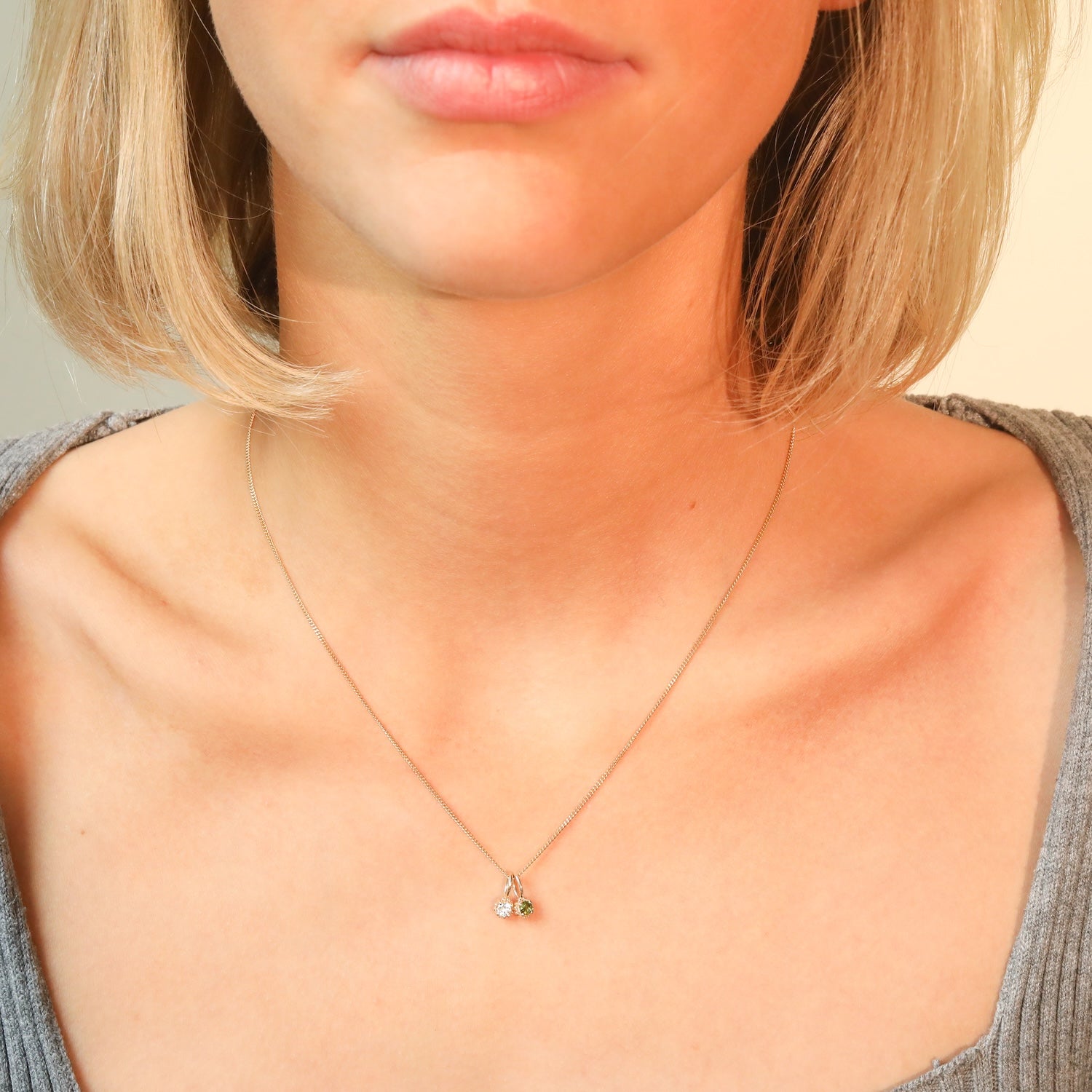 Ally Diamond pendant | 9K